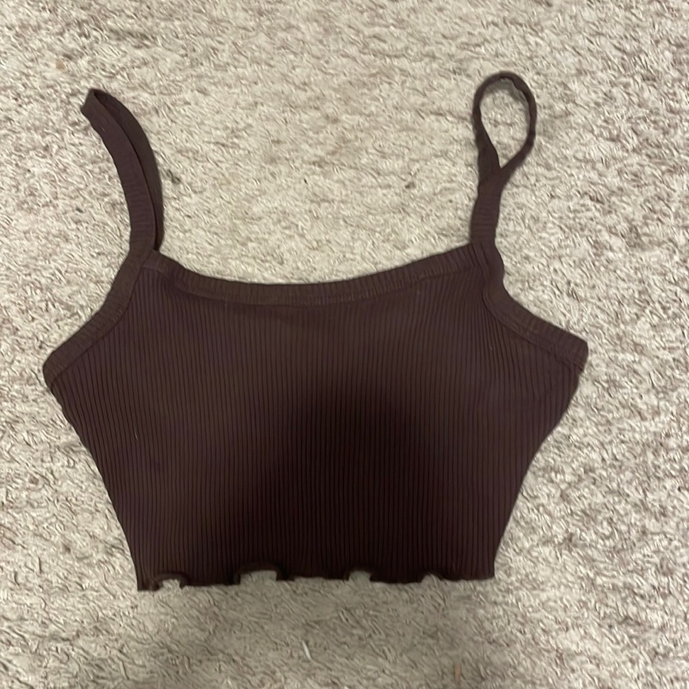 cropped ruffle tank top